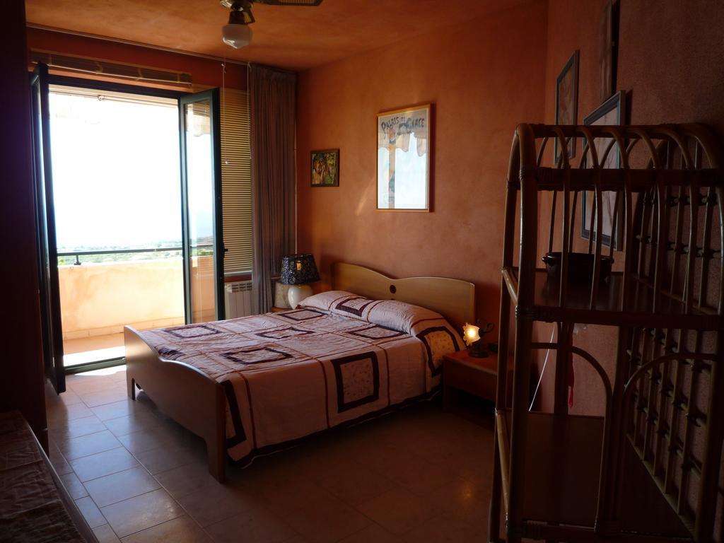 Villa Panthea Capo Vaticano Room photo